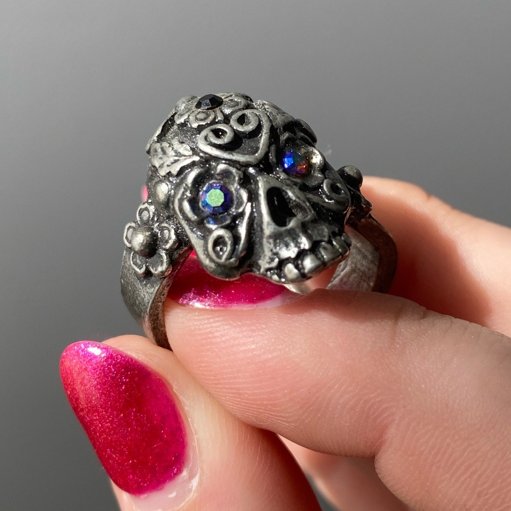 Martha Rotten - Adjustable Sugar Skull Ring